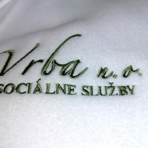 Reklamná strojová výšivka